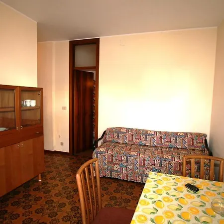 Roulette Apartment *