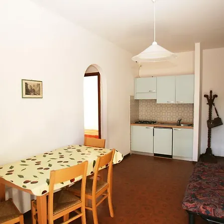 Roulette Apartment *