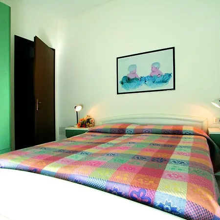 Roulette Apartment